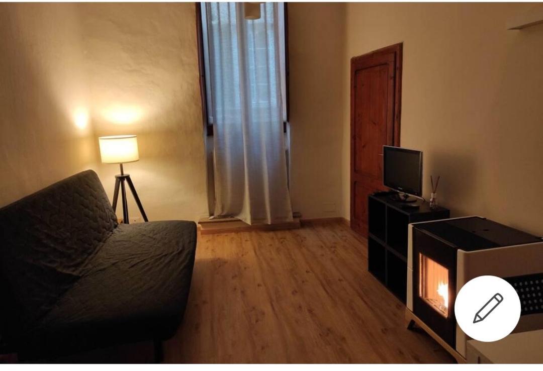 Апартаменты La Casa Nella Piazzetta Читта-ди-Кастелло Экстерьер фото